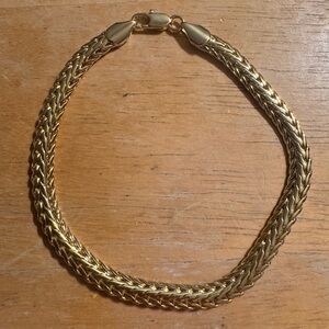 Beautiful Gold Tone Chain Bracelet